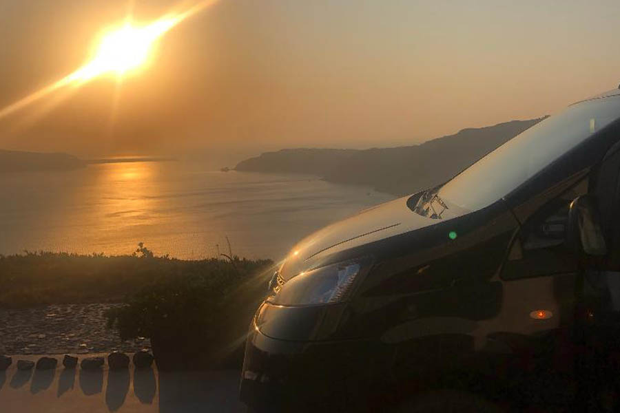 Rent a minivan in Santorini